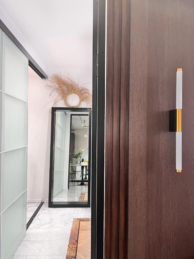 Design+Luxus Apartment Im Zentrum! +Netflix Warsaw Exterior photo